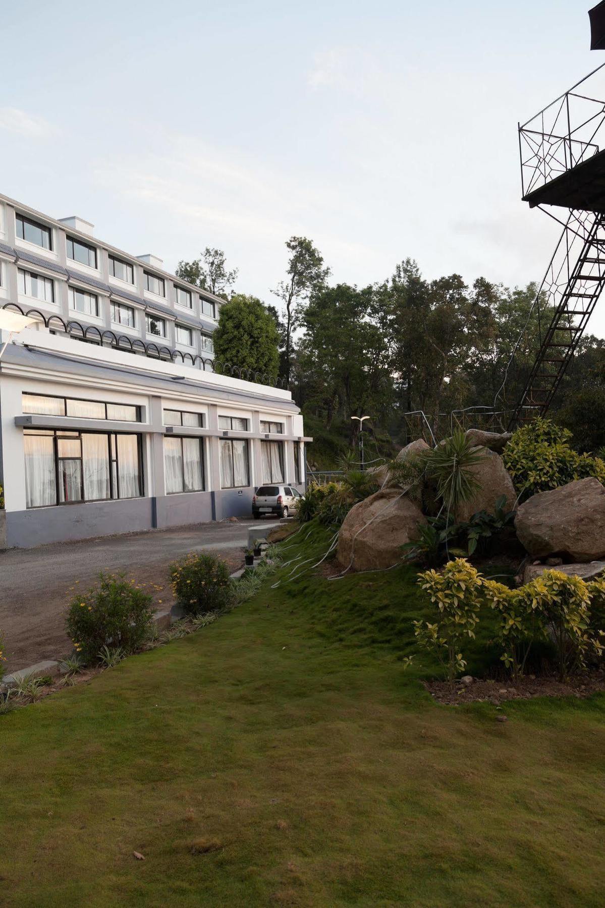 Munnar - Terrace Greens, A Sterling Holidays Resort Exterior foto